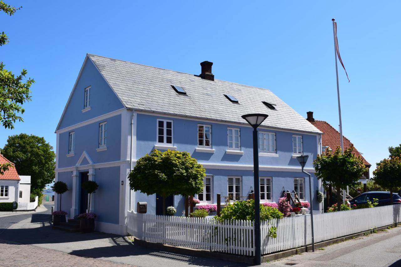 Det Bla Gaestehus Fano Bagian luar foto
