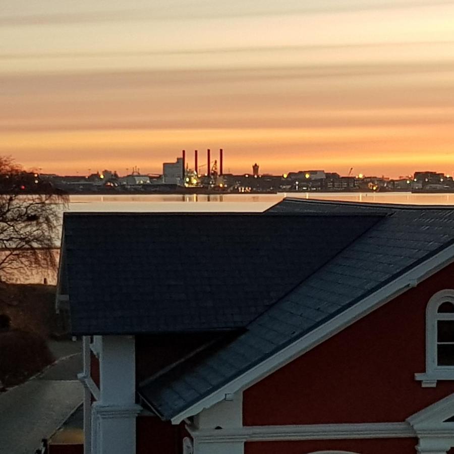 Det Bla Gaestehus Fano Bagian luar foto